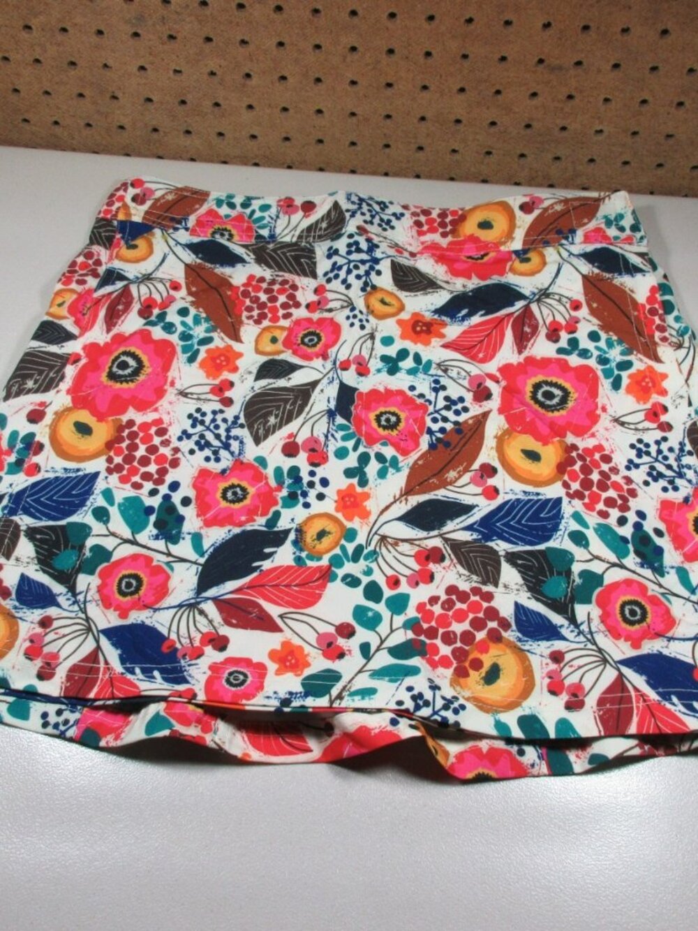 RipSkirt womens colorful floral Hawaiian swim wrap cover skirt S EUC
